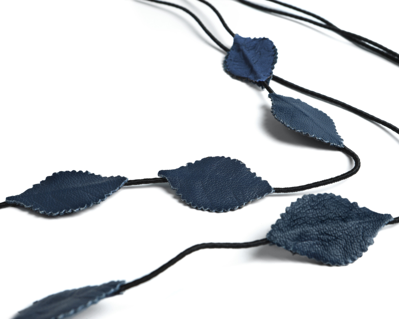 Κολιέ Δερμάτινα Φύλλα Μπλε 1