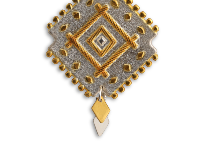 Μενταγιόν Γούρι 2026 Τσακμακάκια Ασημένιο 1